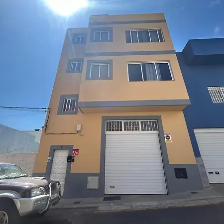 Acogedor Atico Con Terraza En San Cristobal De La Laguna Buitenkant foto